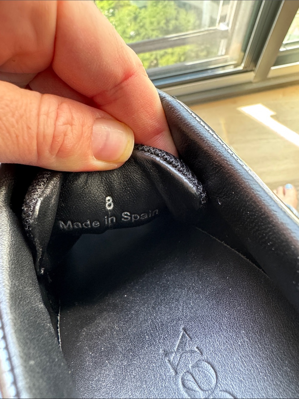 Sneex “The Icon” Slip-On Heeled Sneaker - Picture 6 of 6
